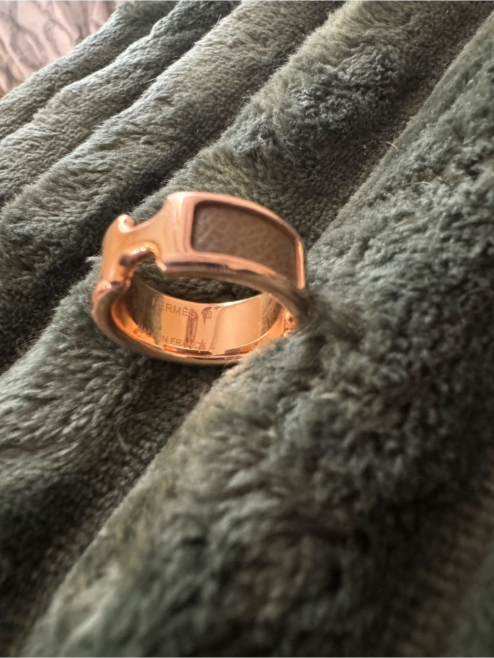 Hermès Olympe Ring Small Model Rose Gold Étoupe Leather Large